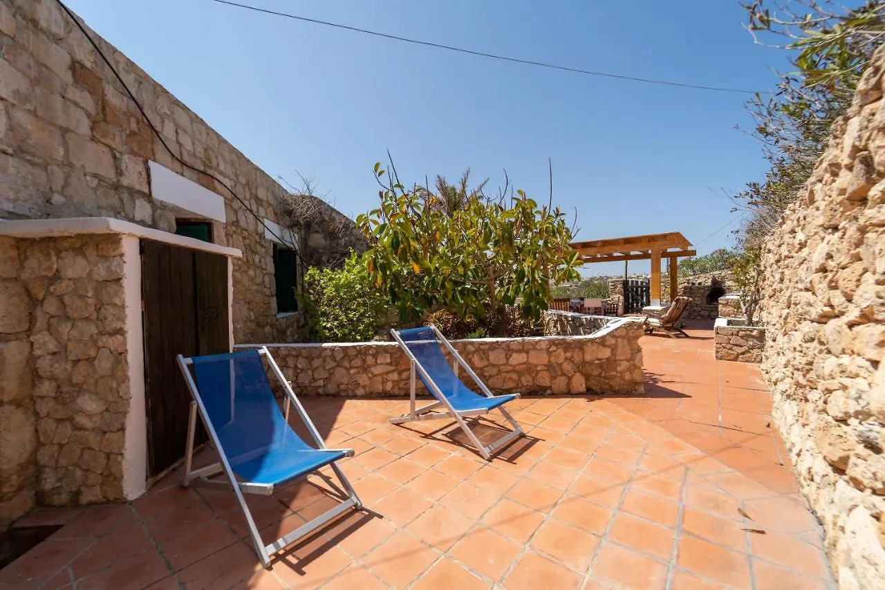 Apartment Wonderful Seaview Villa Il Gabbiano Reale Lampedusa Italy